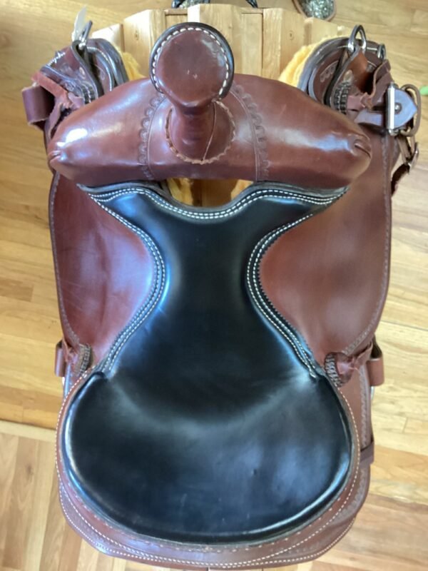 15" Bear Valley Oregon Trail Saddle w Flank Cinch - Image 4