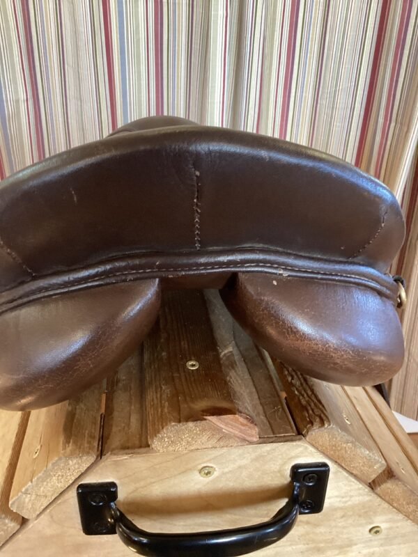16” Collegiate Close Contact Saddle - Image 7