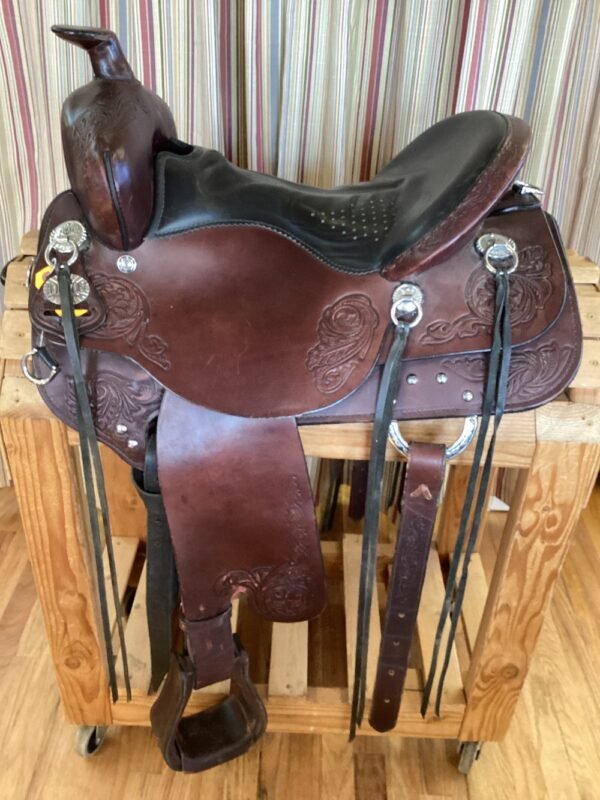 16.5" Tucker Horizon Wanderer Trail Saddle
