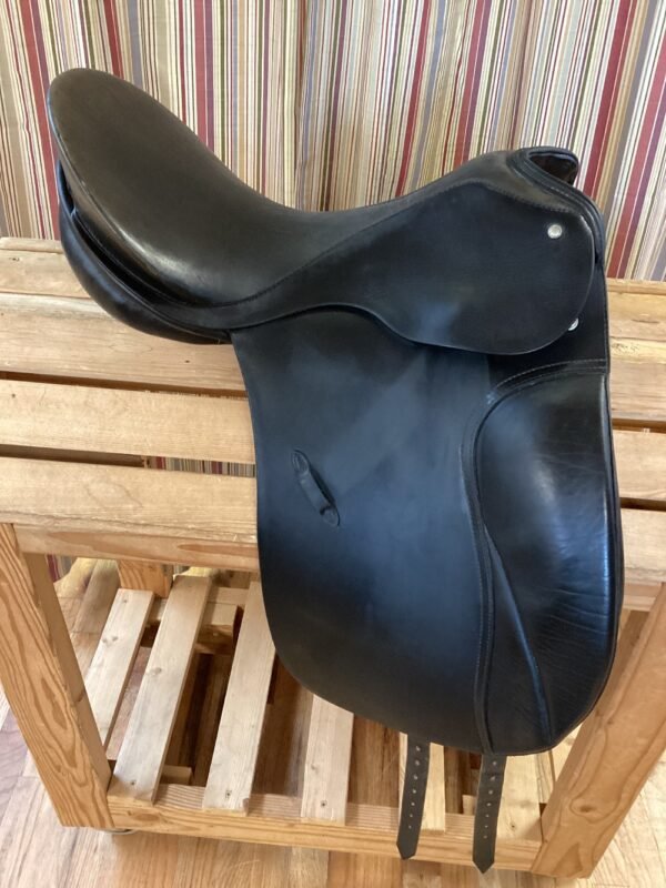 17" Passier Dressage Saddle - Wide - Image 4