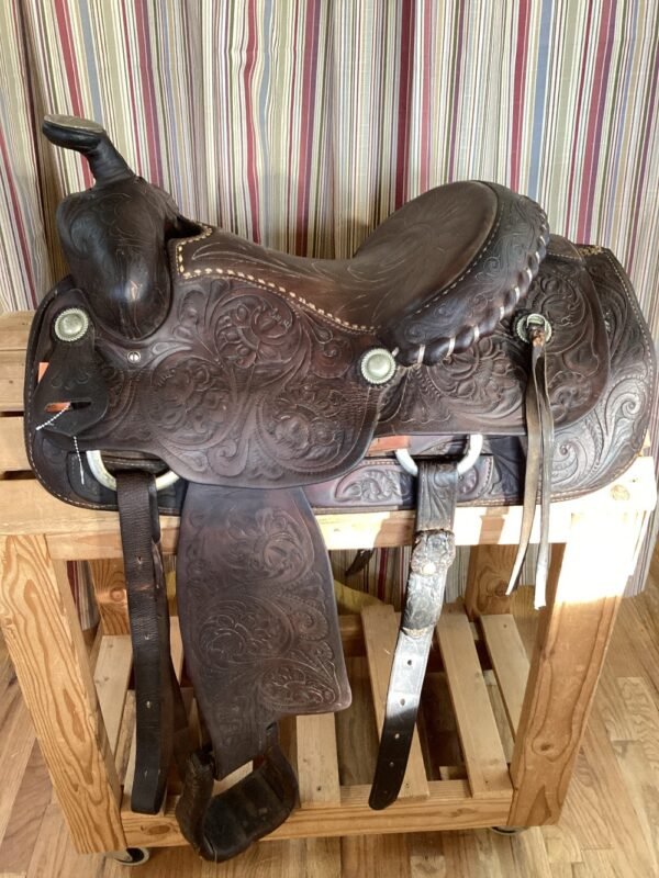 15" Luskeys All Around Western Saddle