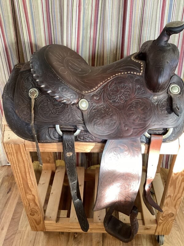 15" Luskeys All Around Western Saddle - Image 5