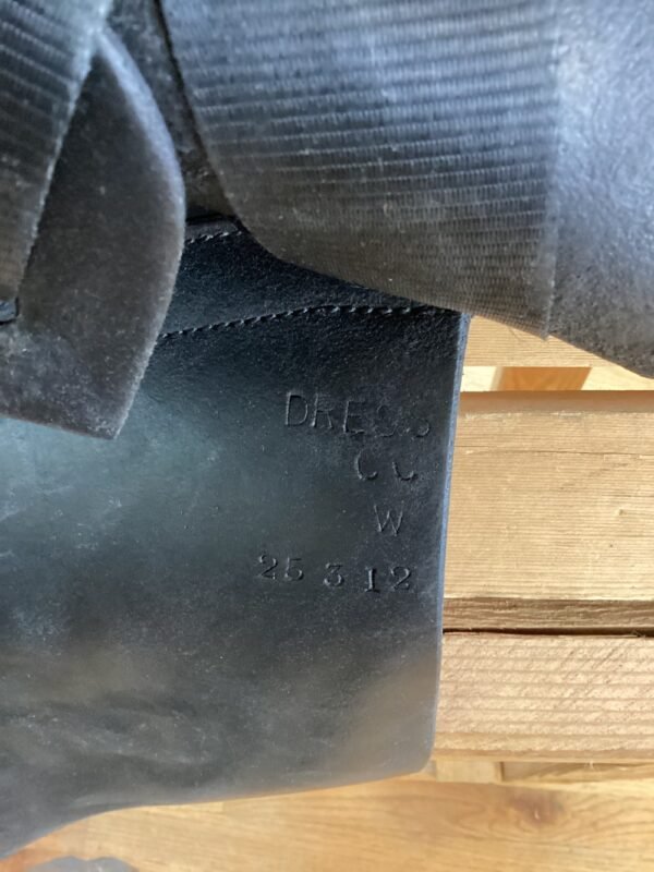 17" Hulsebos Dressage Saddle - Image 2