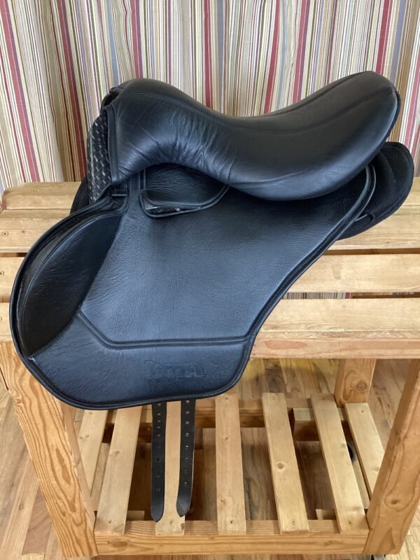 BUA Jump and Dressage Saddle - Image 4