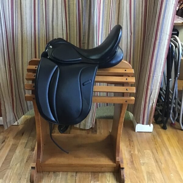 18" Equine Inspired/Frank Baines Dressage Saddle