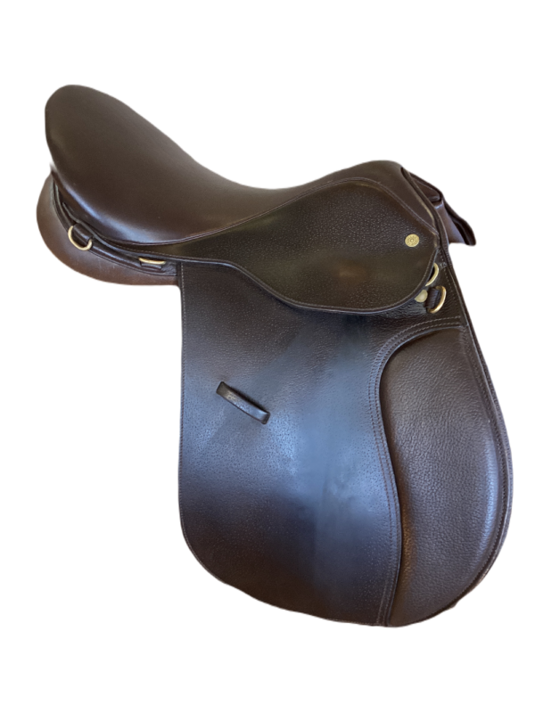 16” Collegiate Close Contact Saddle